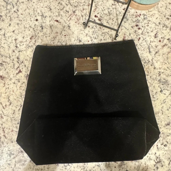 GIORGIO ARMANI NWOT VELVET CLUTCH BAG - Picture 6 of 7